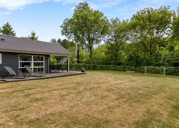 Jette - 30km From The Sea By Interhome *
